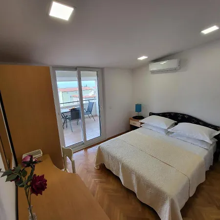 Apartment Luce *