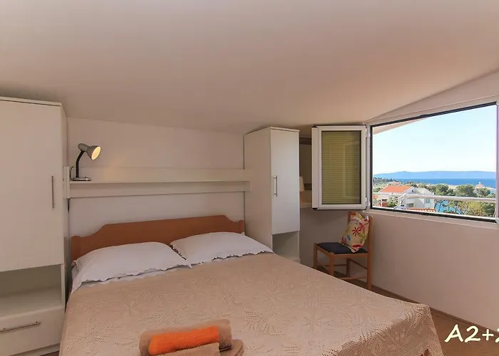 Luce Appartamento Makarska