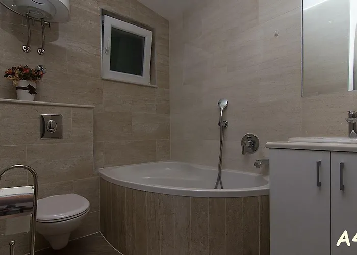 Luce 아파트 마카르스카